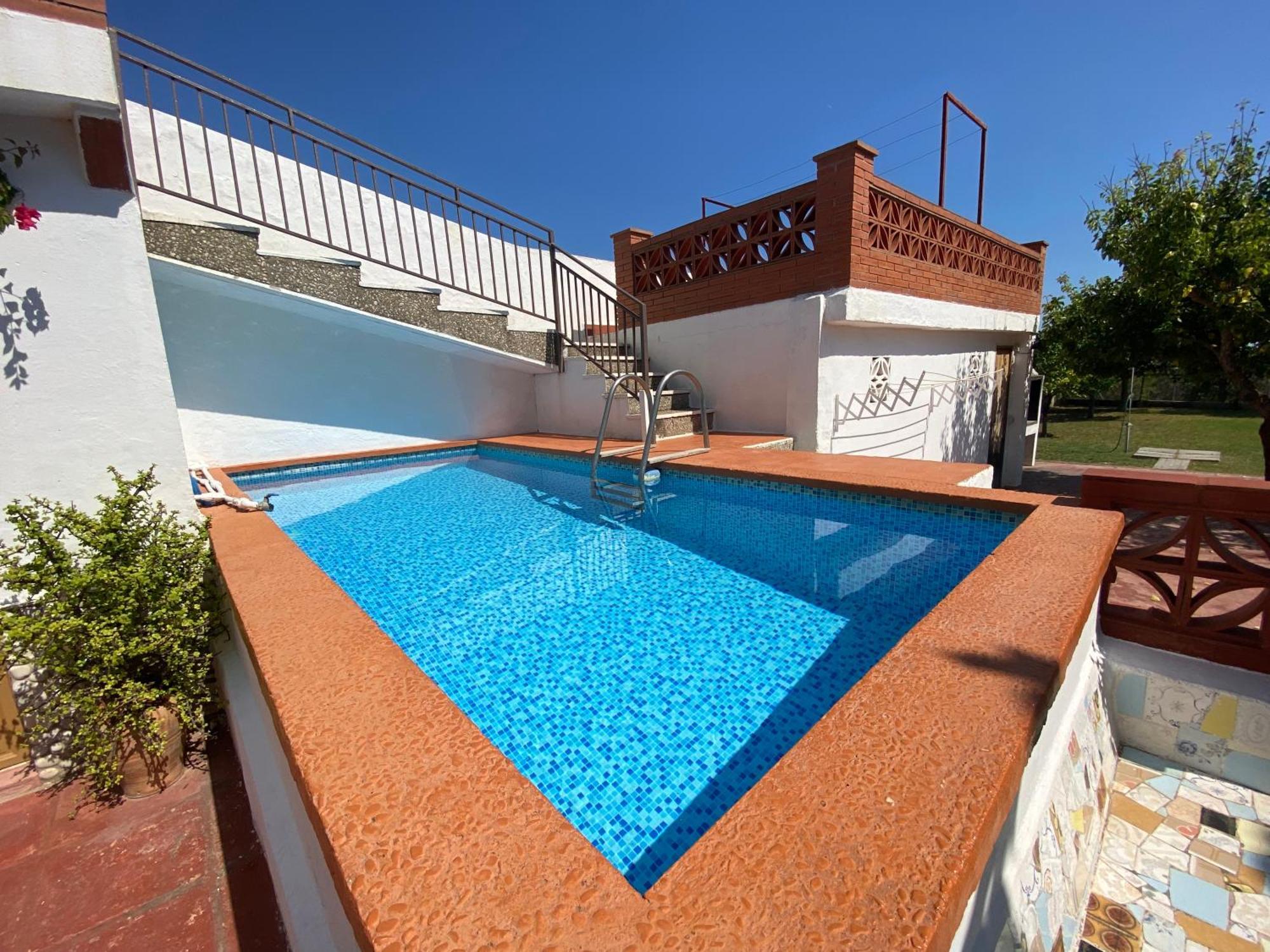 Elga Carob Holidays House By Hlclub Agency * Vilanova i la Geltrú
